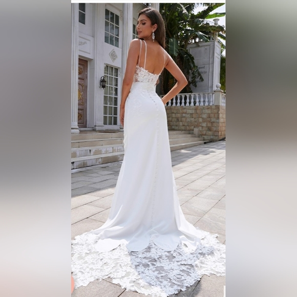 Weddind Dress - Picture 2 of 2